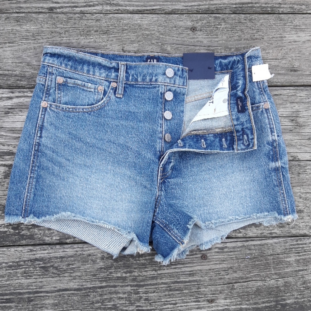 Gap women's Cheeky Cutoff Shorts 12